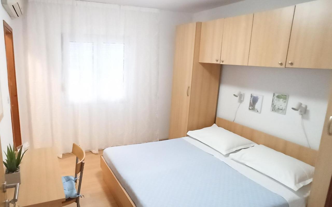 Apartmani Igor Makarska Szoba fotó